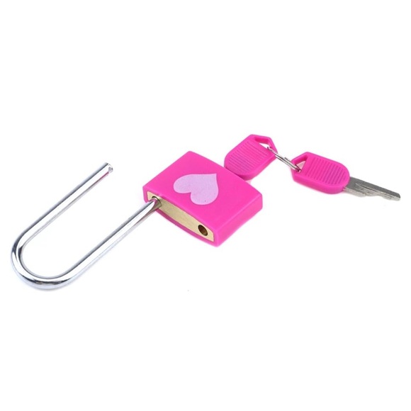 Pink Heart Padlock with Keys - Picture 2 of 4